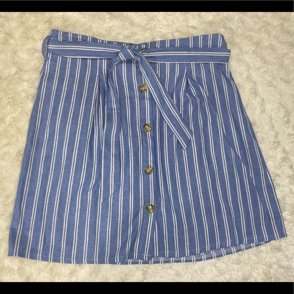 NWOT Shein Skirt Blue and White Stripes XL